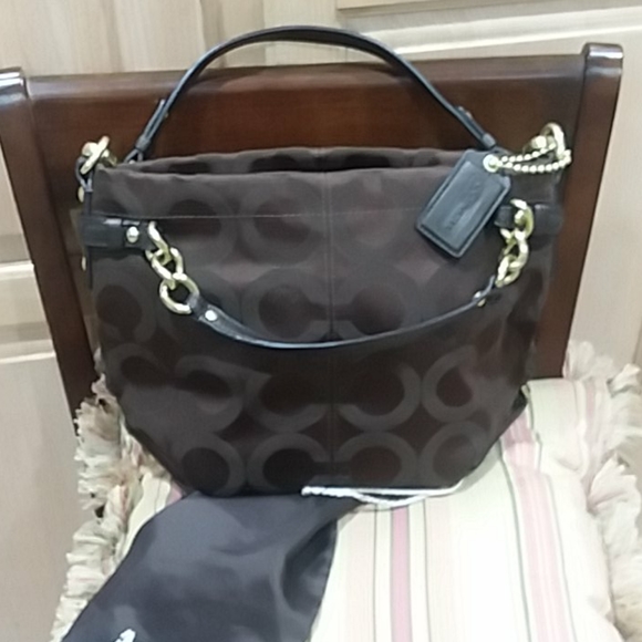 ❤️‍🔥BNWOT COACH Optic Satchel!! - Picture 1 of 12